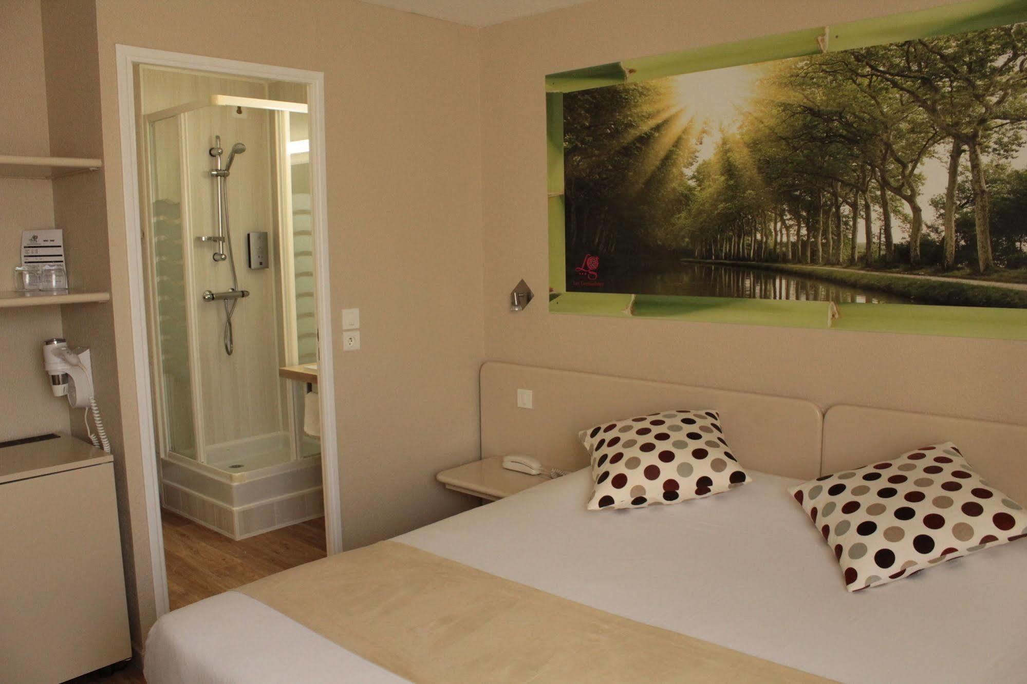 Hotel Les Grenadines แอกด์ ภายนอก รูปภาพ